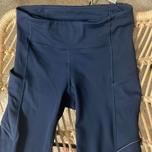 Lululemon capri yoga pants tights size 2
